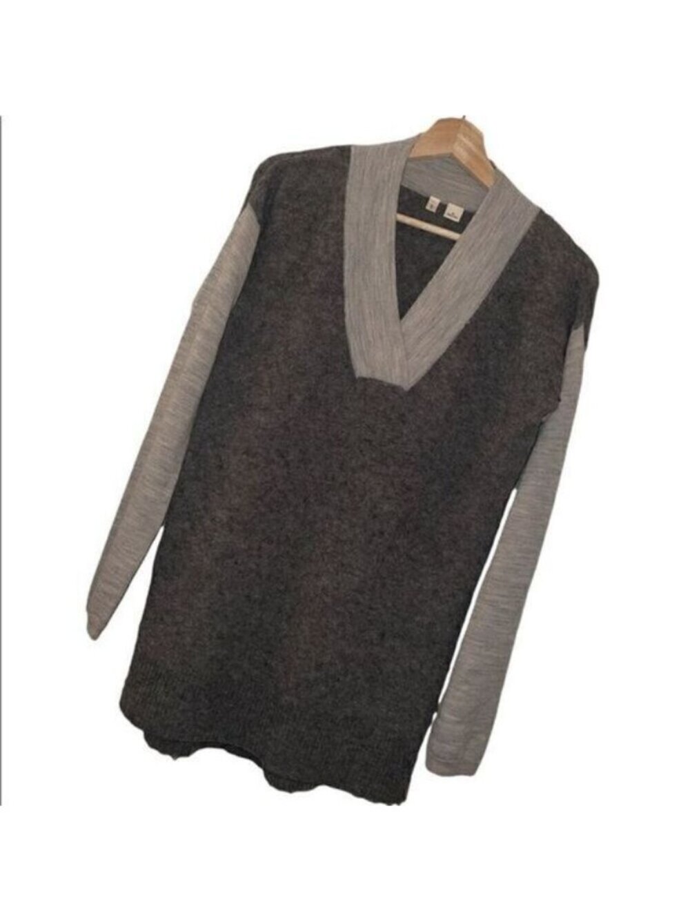 Anthropologie Moth Wool Blend Gray Long Sleeve V Neck Sweater Size Small